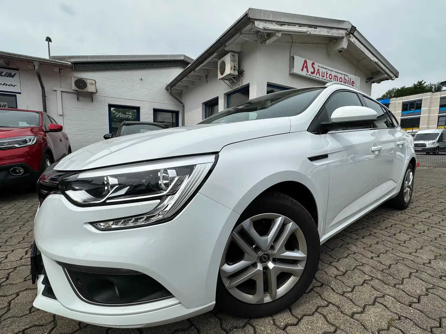 Renault Megane Business Edition 1.5dCi NAVI-KLIMATR.+TEMPOM.+EUR6 Blanc - 1