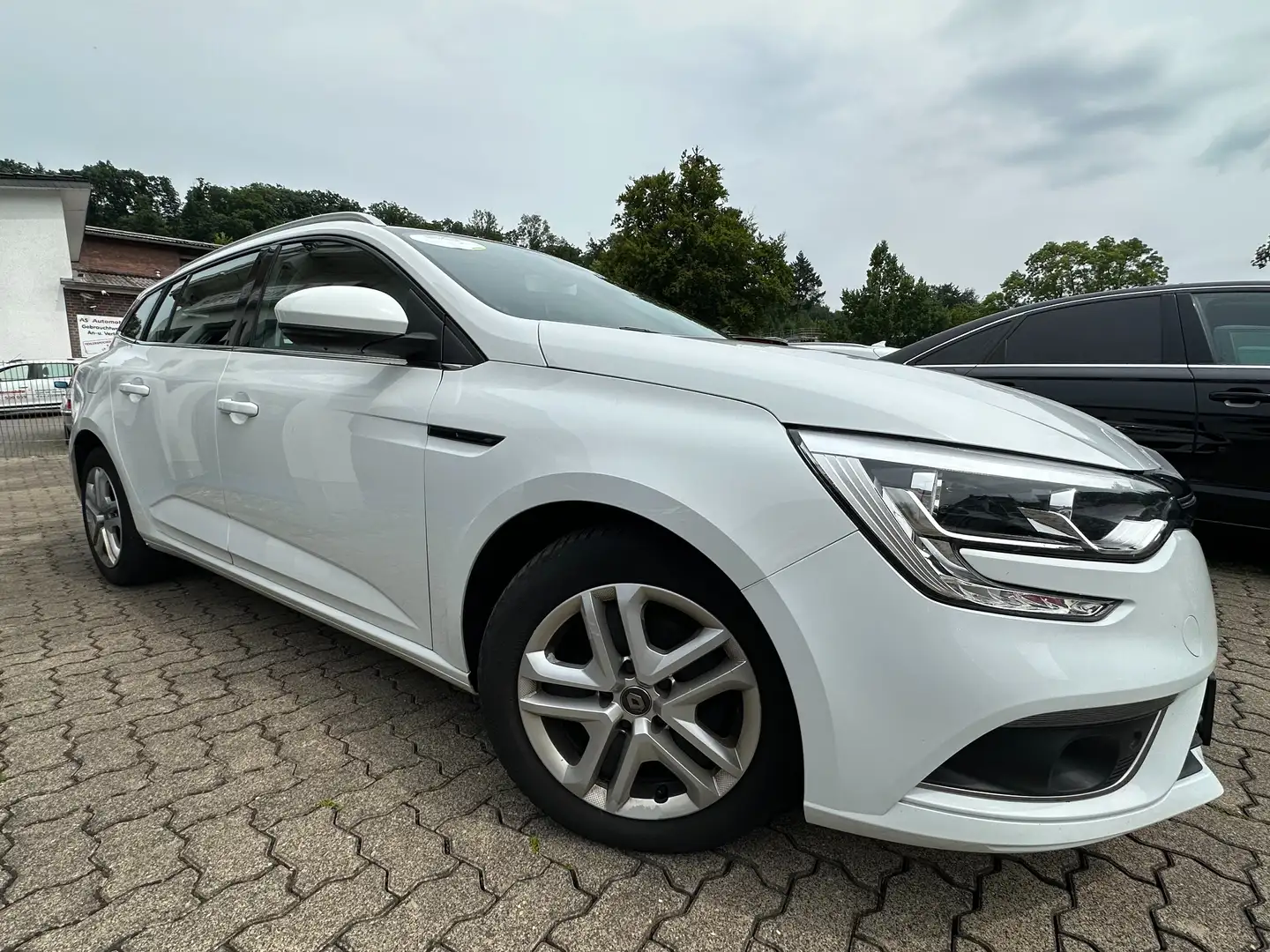 Renault Megane Business Edition 1.5dCi NAVI-KLIMATR.+TEMPOM.+EUR6 Blanc - 2