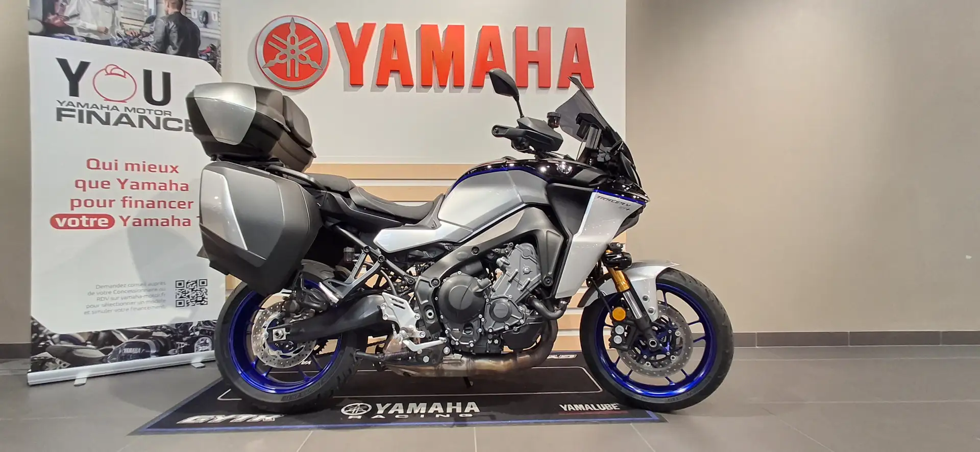 Yamaha Tracer 9 GT Gris - 1