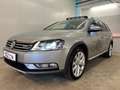 Volkswagen Passat Alltrack BMT Sky 2,0 TDI DPF 4Motion DSG Stříbrná - thumbnail 2