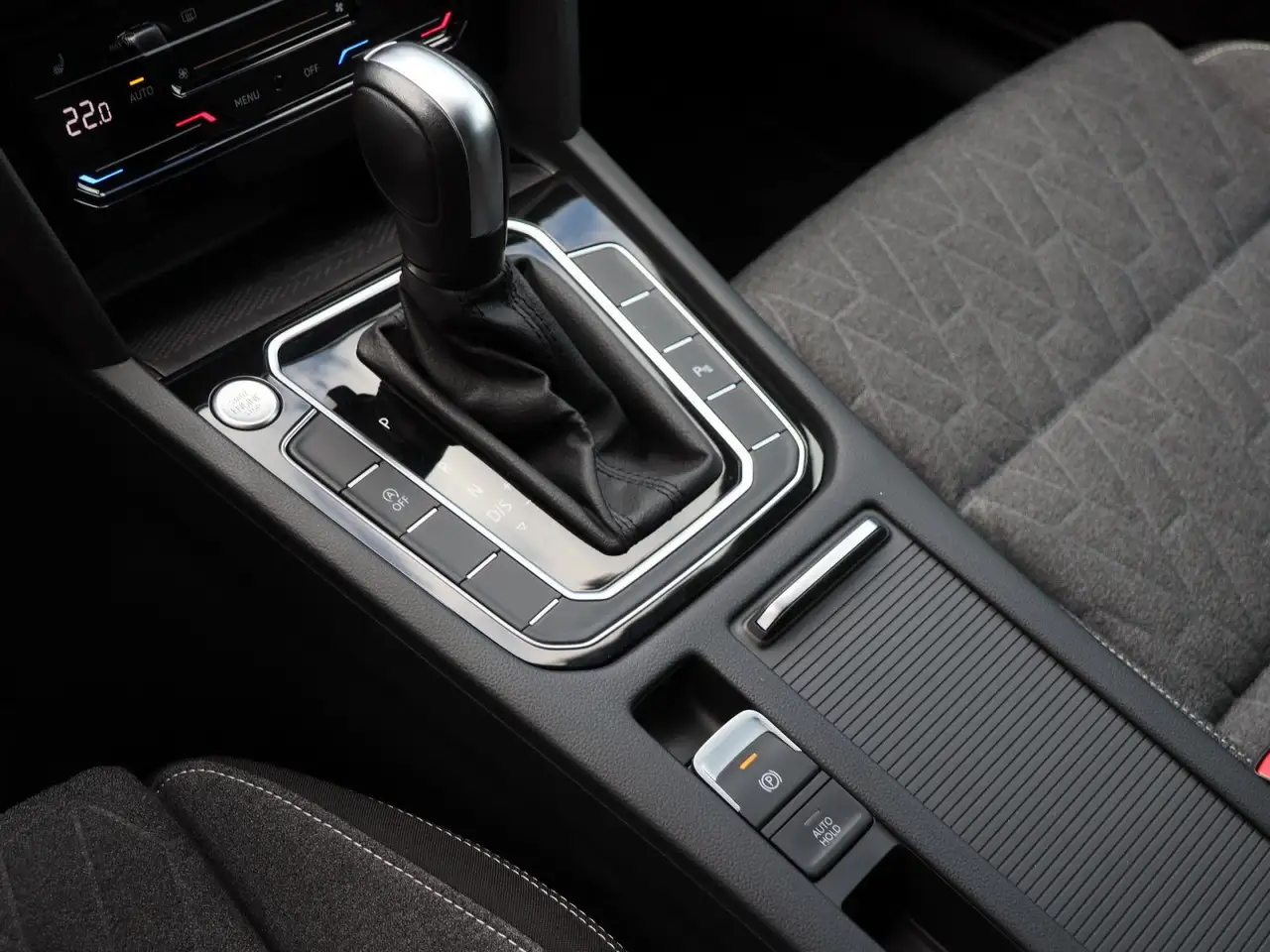 Volkswagen Passat Business 2.0 TDI DSG ACC AHK LED, миниатюра 10