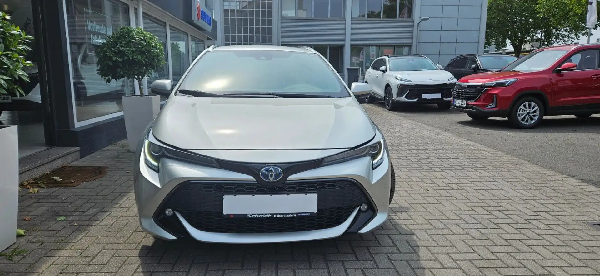 Toyota Corolla 2,0 Hybrid Team Deutsch Touring Sports Silber - 1