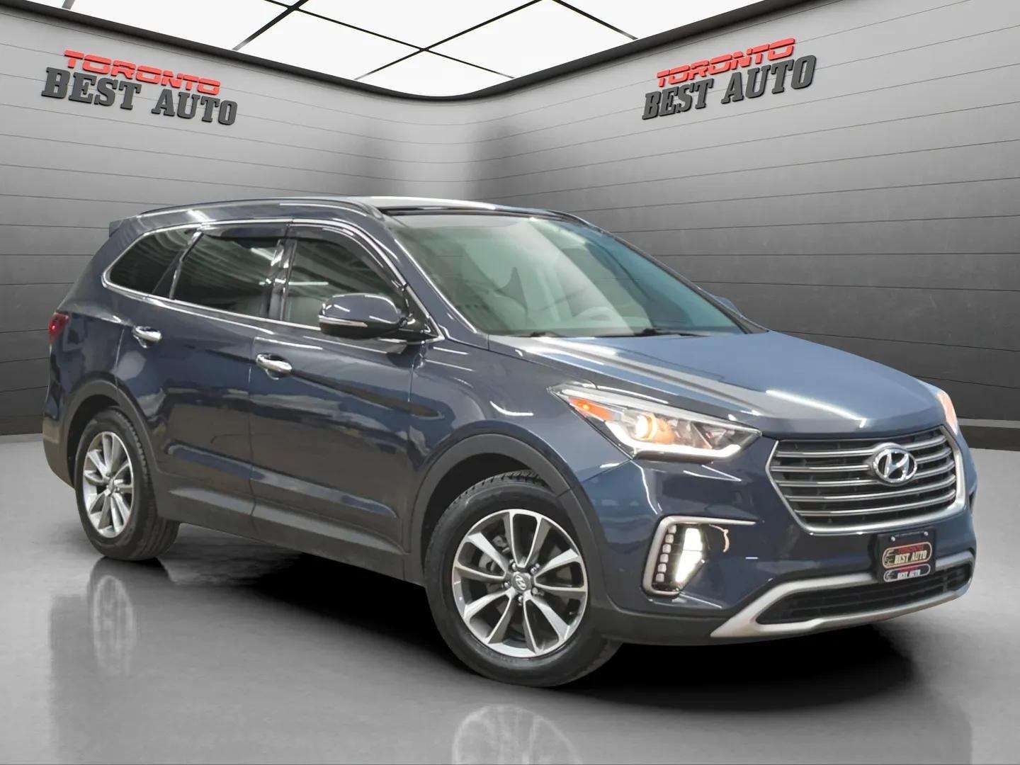 2017 Hyundai Santa Fe AWD | Luxury |  7-Passenger | No Accident | One Ow