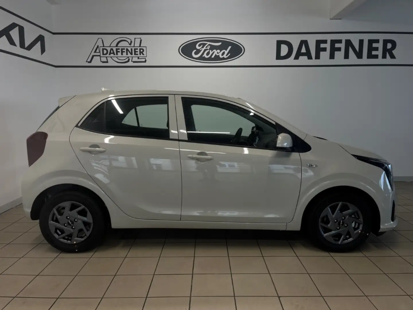 Kia Picanto Vision 1.0 EU6d Kamera Navi DAB KlimaAut Beige - 2