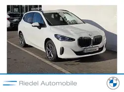 Bmw 220 i Active Tourer adapLED*AHK*SHZ*ab 1,49% eff.