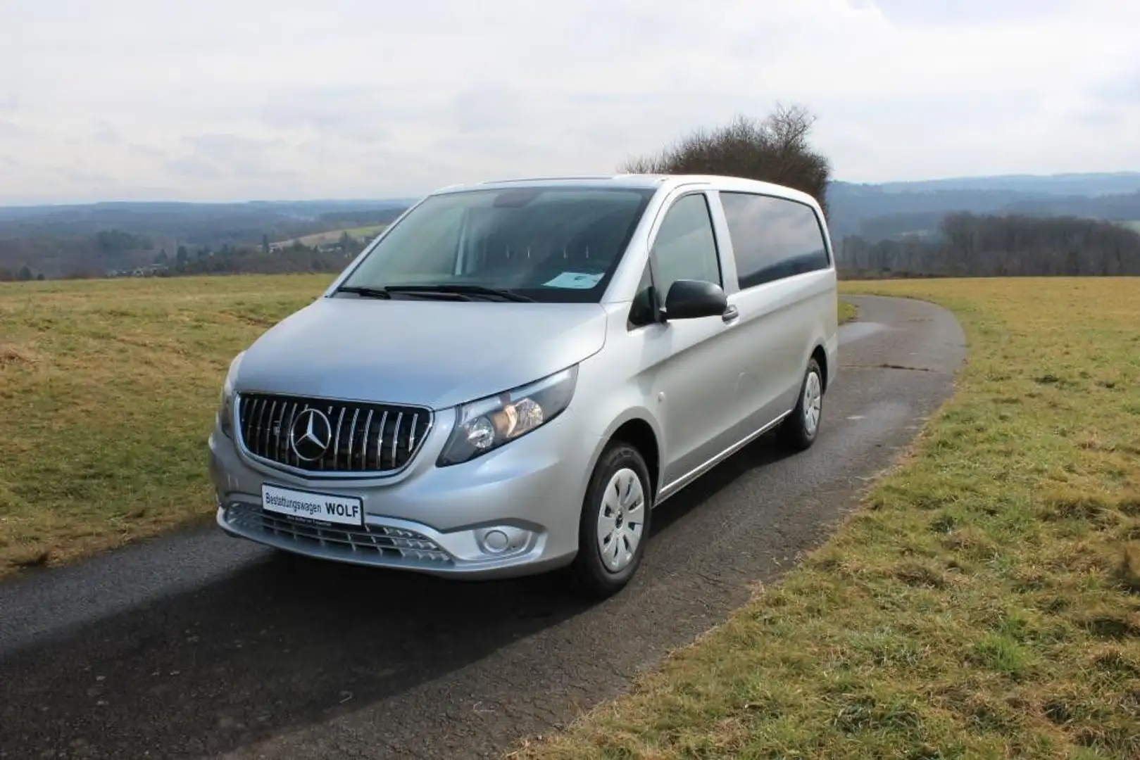 Mercedes-Benz Vito 114 CDI Bestattungswagen/Leichenwagen Argintiu - 1