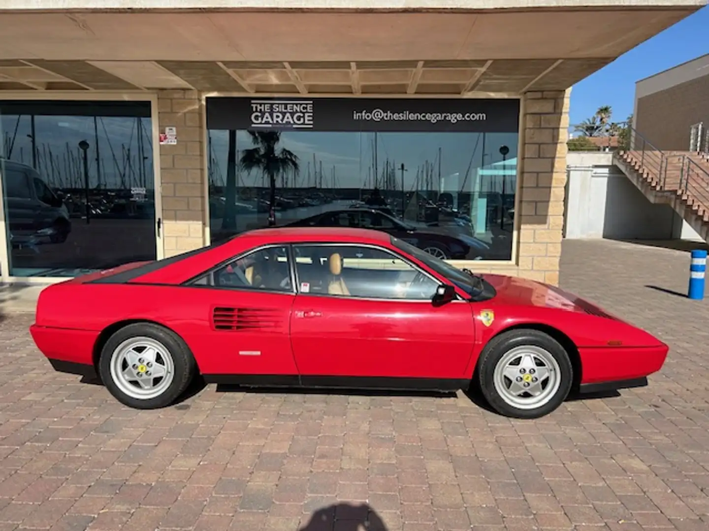 Ferrari Mondial T Червоний - 2