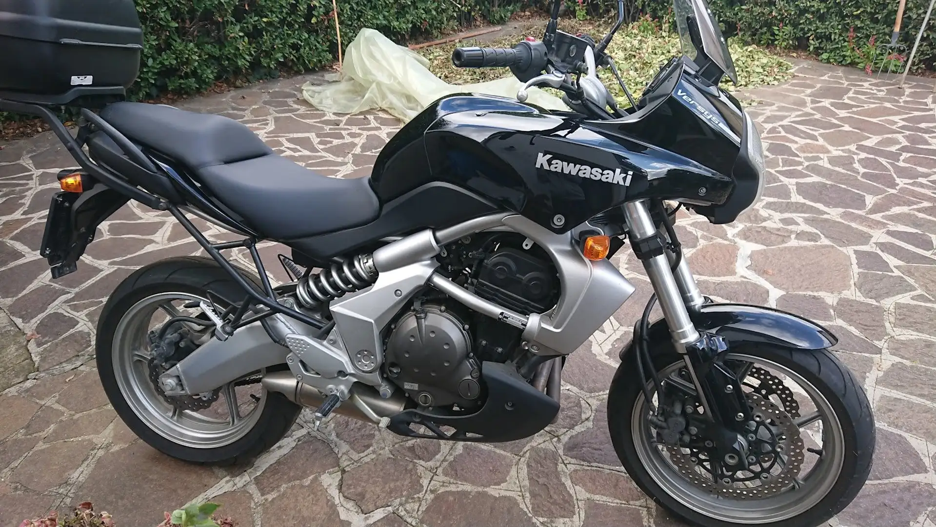 Kawasaki Versys 650 Noir - 1