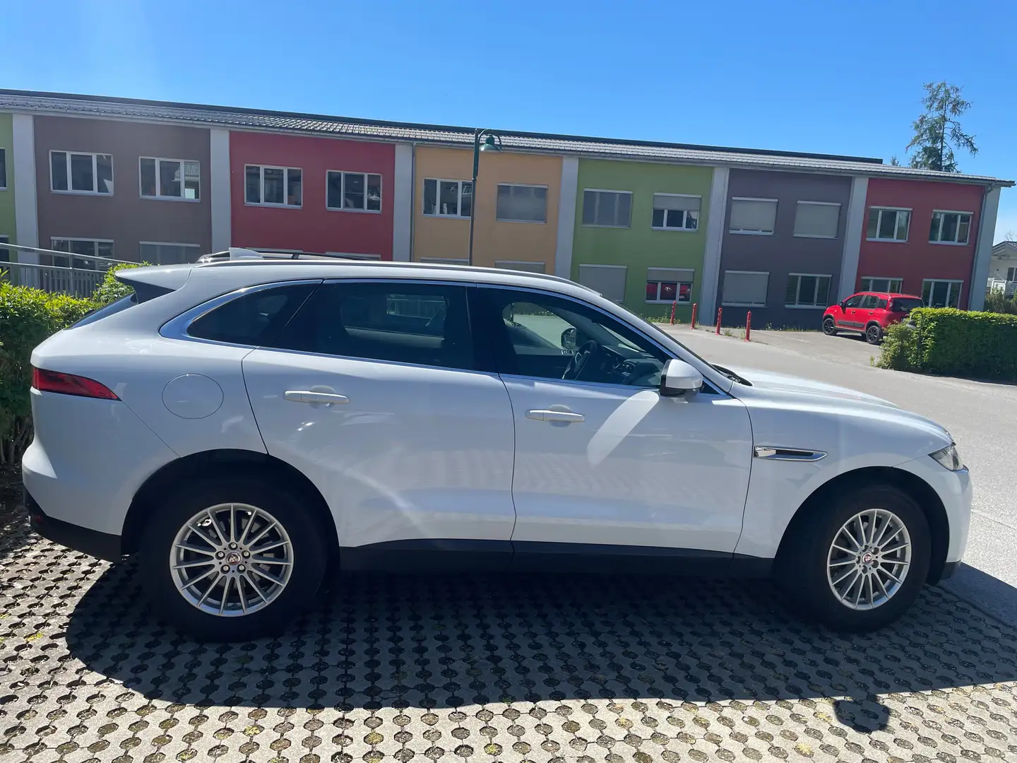 Jaguar F-Pace F-Pace 20d AWD Prestige Aut. Prestige Weiß - 1