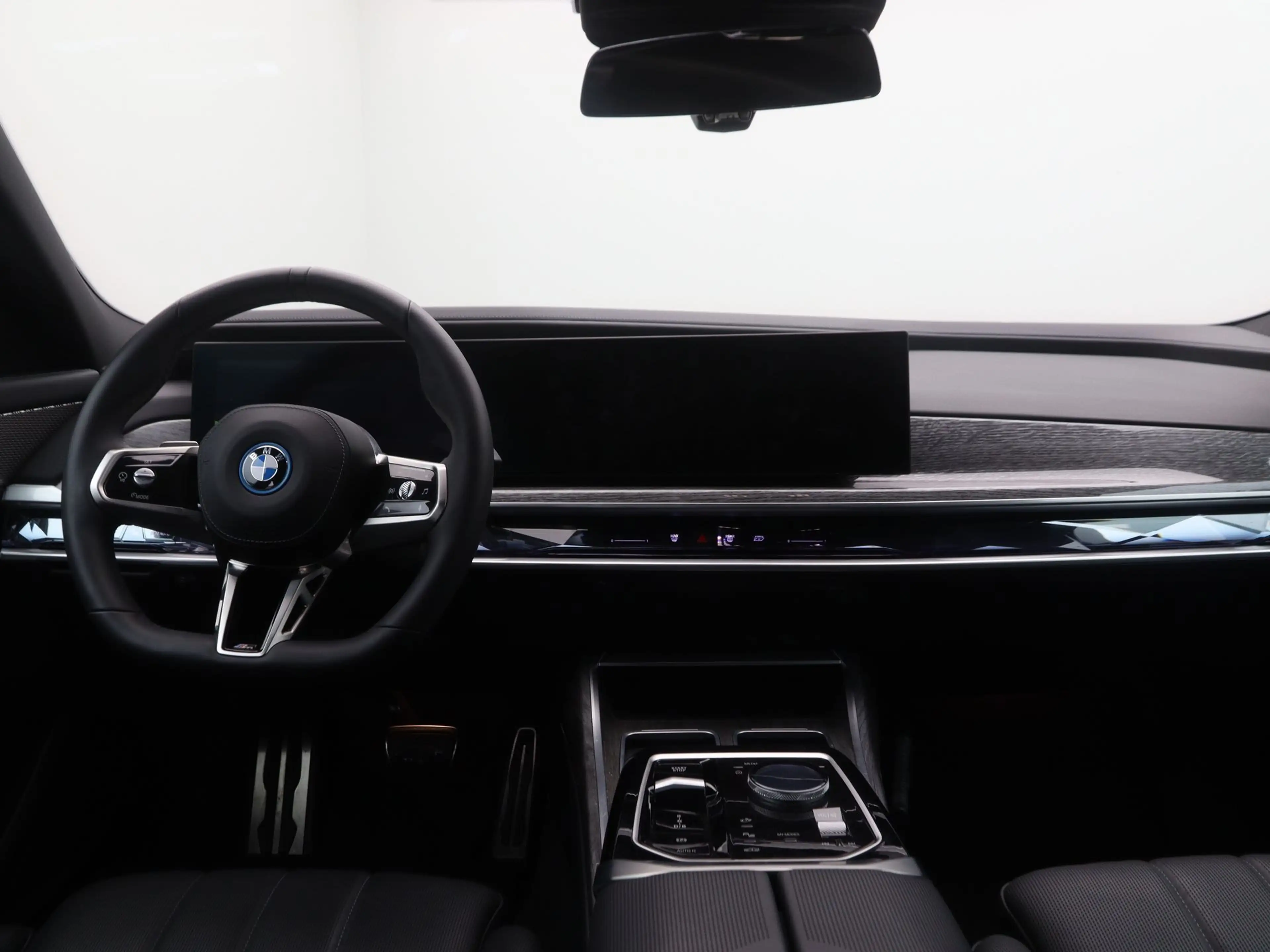 BMW i7 eDrive50 106 kWh — photo 13