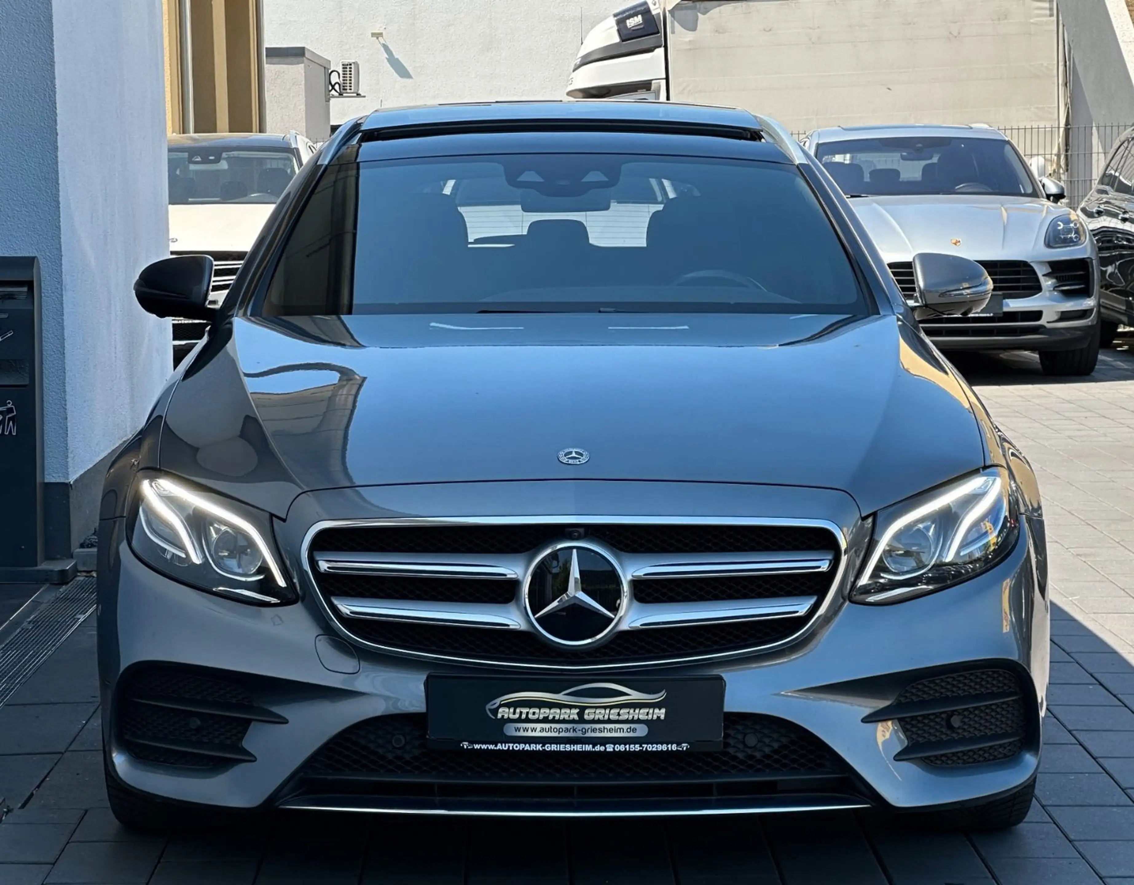Mercedes-Benz E 450 4Matic*AMG-LINE*PANO*MULTI-BEAM*ACC+*360° — photo 2