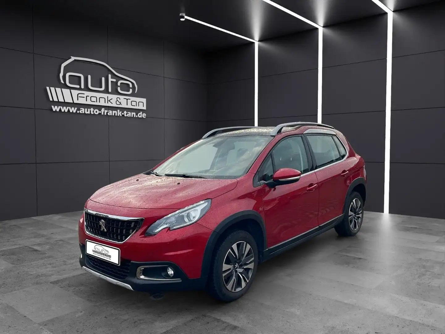 Peugeot 2008 Allure*Pano*Navi*SitzHZ*Kamera*PDC* - 1