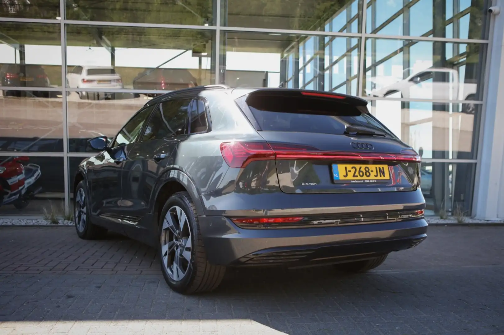 Audi e-tron 50 quattro Bns ed+ Grey - 2