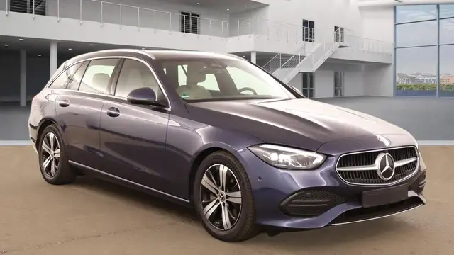 Mercedes-Benz C-Class view 2