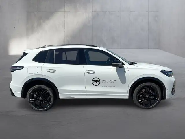 Volkswagen Tiguan view 6