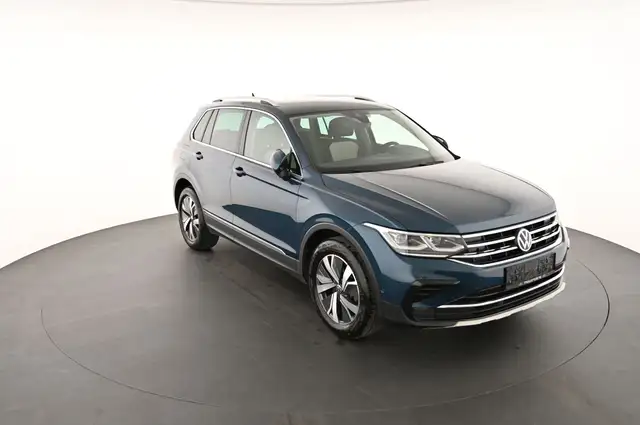 Volkswagen Tiguan view 10