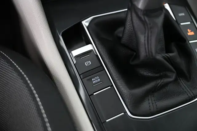 Volkswagen Tiguan view 24