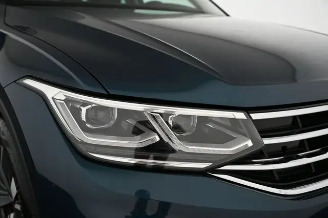 Volkswagen Tiguan view 15
