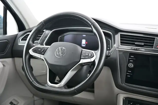 Volkswagen Tiguan view 19