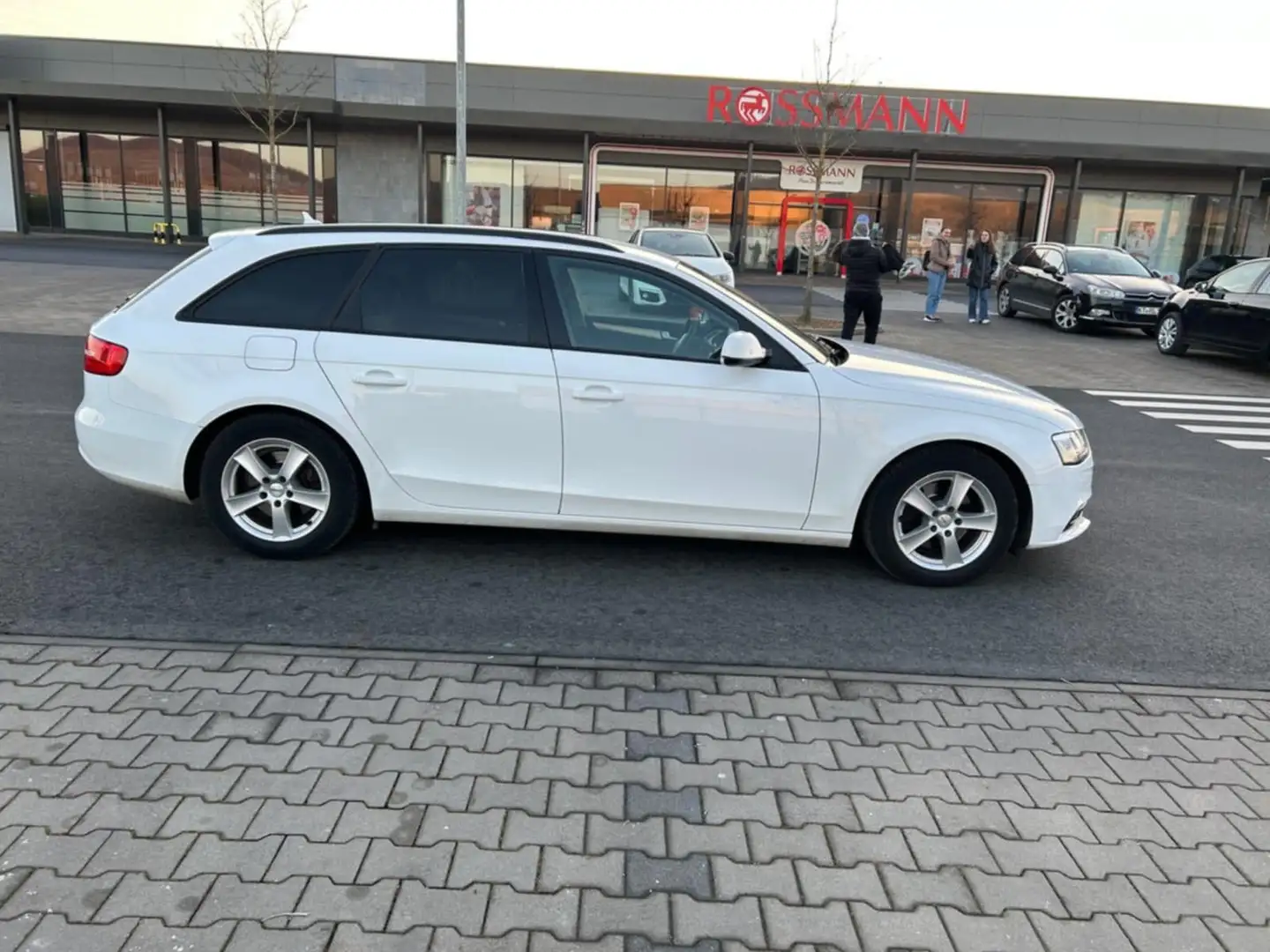 Audi A4 Ambition Weiß - 1