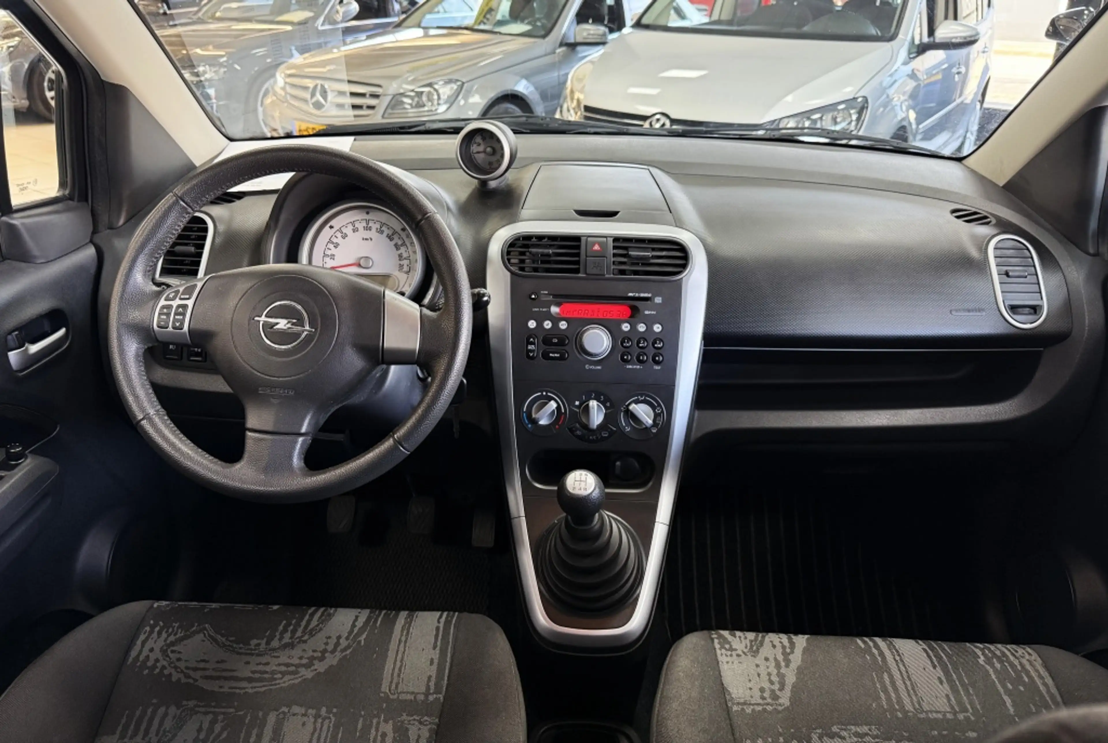 Opel Agila 1.0 Berlin Bovag Garantie Airco — photo 4