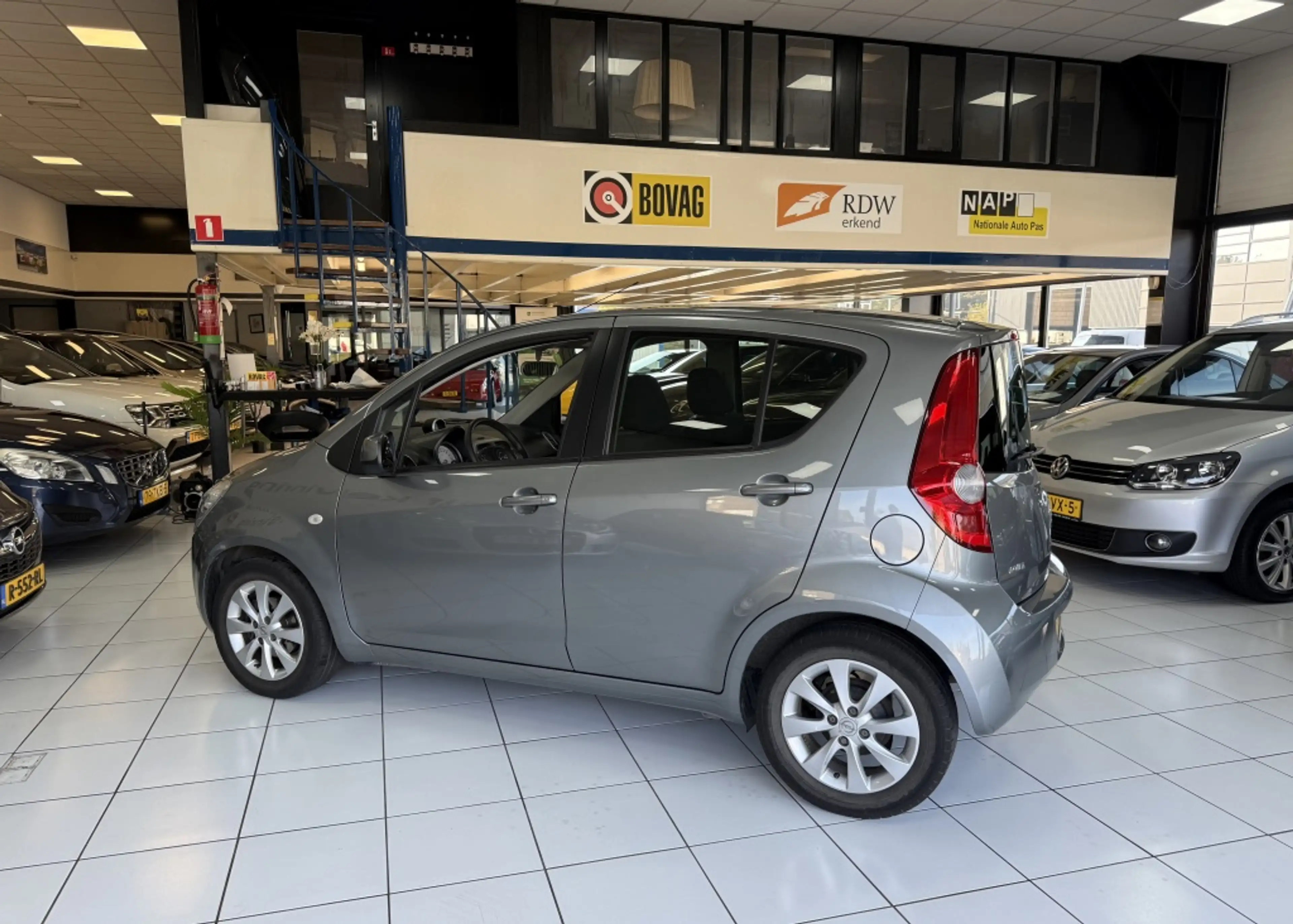 Opel Agila 1.0 Berlin Bovag Garantie Airco — photo 11