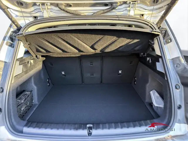 MINI Countryman view 9