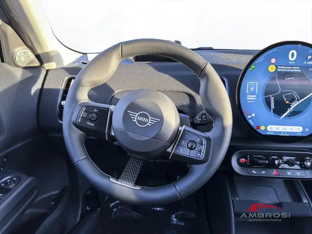 MINI Countryman view 14