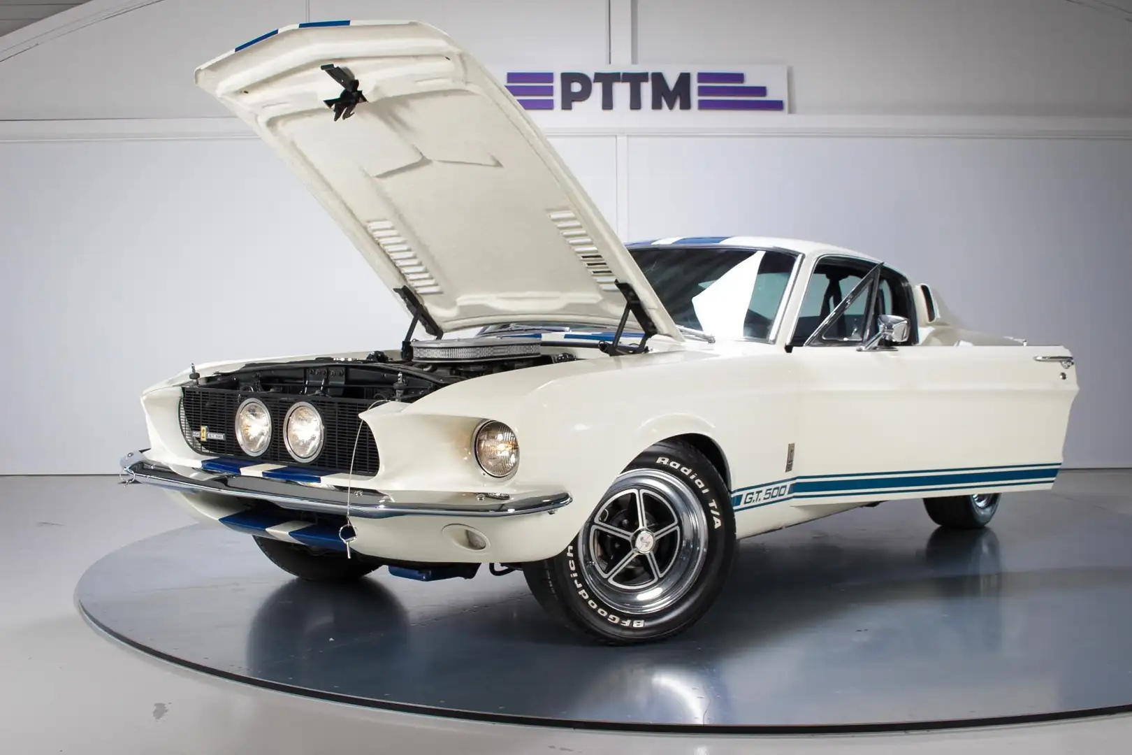 Shelby GT GT500 427 Side Oiler V8 | 4-Speed Weiß - 2