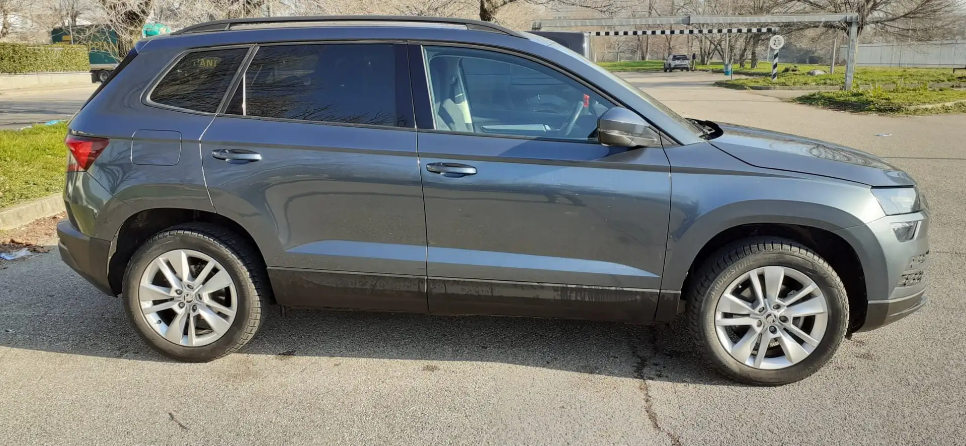 Skoda Karoq Karoq 1.0 tsi Ambition 115cv Grigio - 2