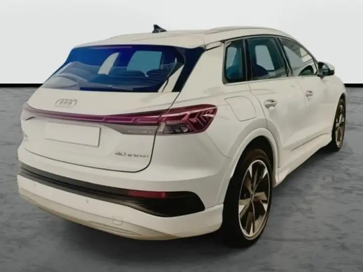 Audi Q4 2024, foto 2