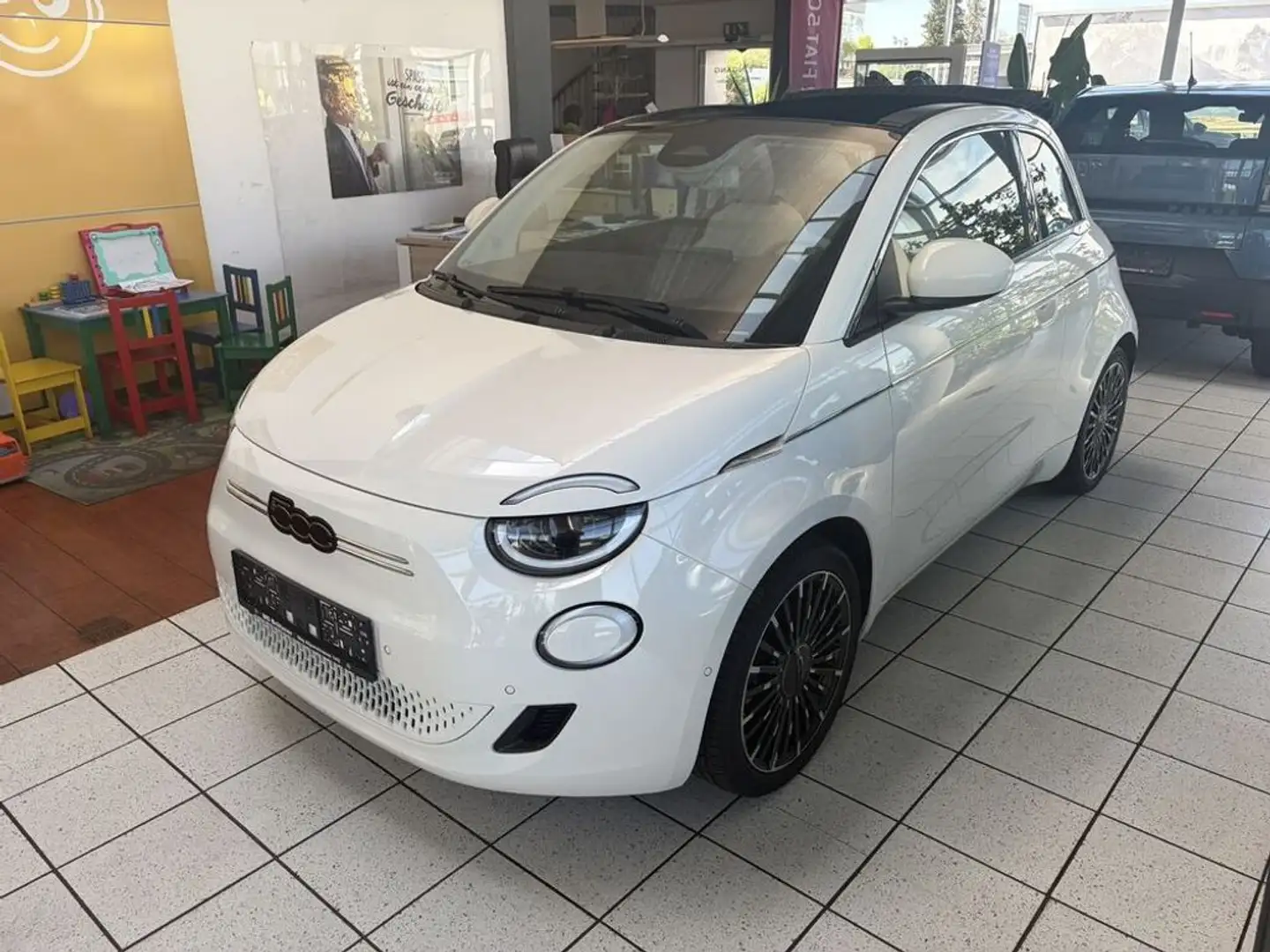 Fiat 500e La Prima by Bocelli Weiß - 2