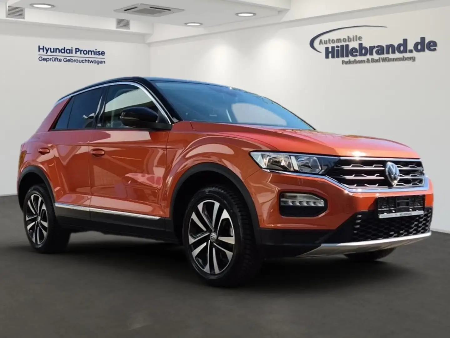 Volkswagen T-Roc United 1.5 TSI EU6d-T AHK-abnehmbar Navi El. Heckk Orange - 2