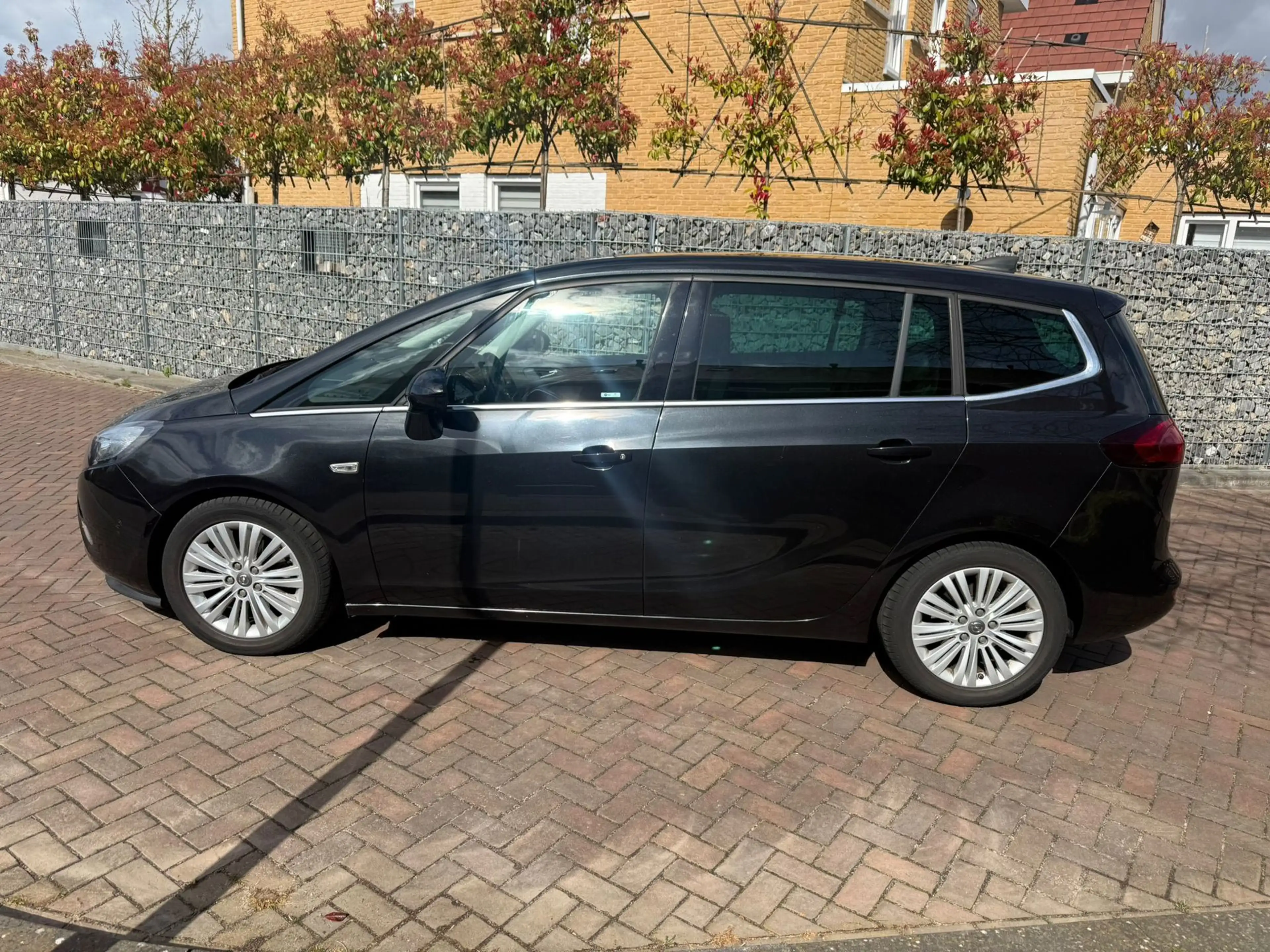 Opel Zafira Tourer 1.4 Innovation 7p. *PANODAK* — photo 4