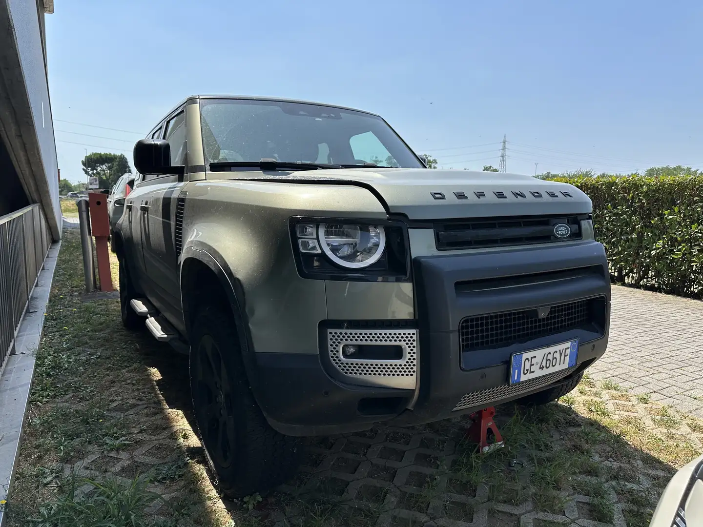 Land Rover Defender 110 3.0d i6 mhev HSE awd 250cv auto - 2