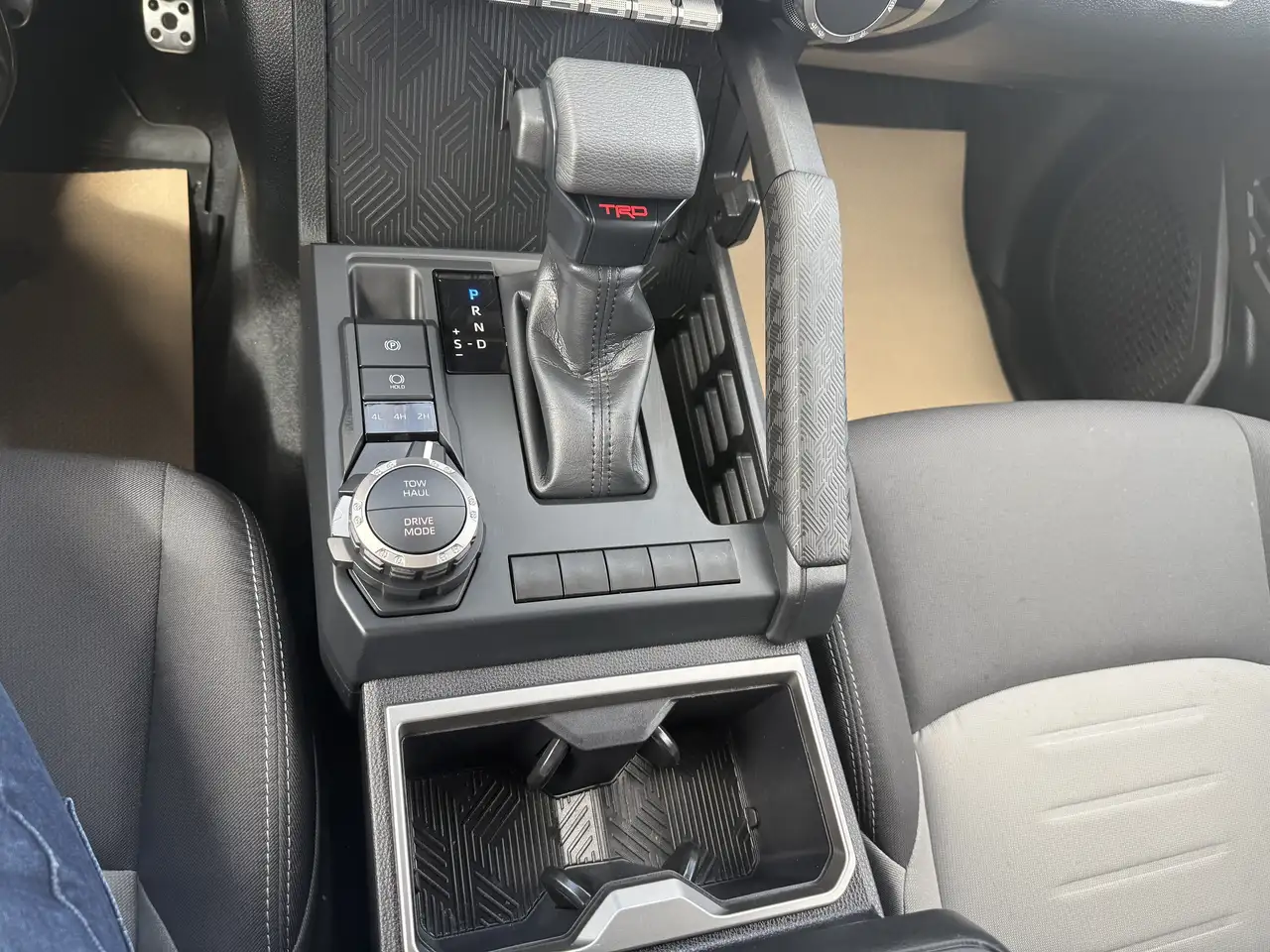 Toyota Tacoma снимка Toyota Tacoma