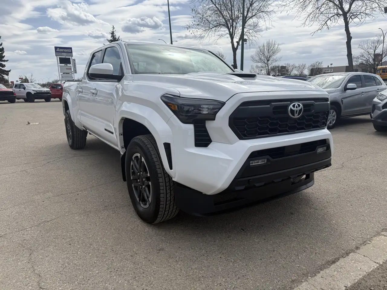 Toyota Tacoma снимка Toyota Tacoma