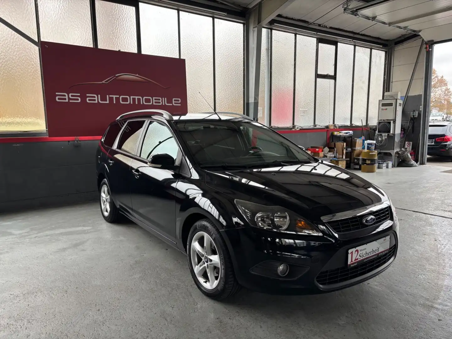 Ford Focus Turnier Style +/Klimaanlage/Tüv Neu/ Schwarz - 2