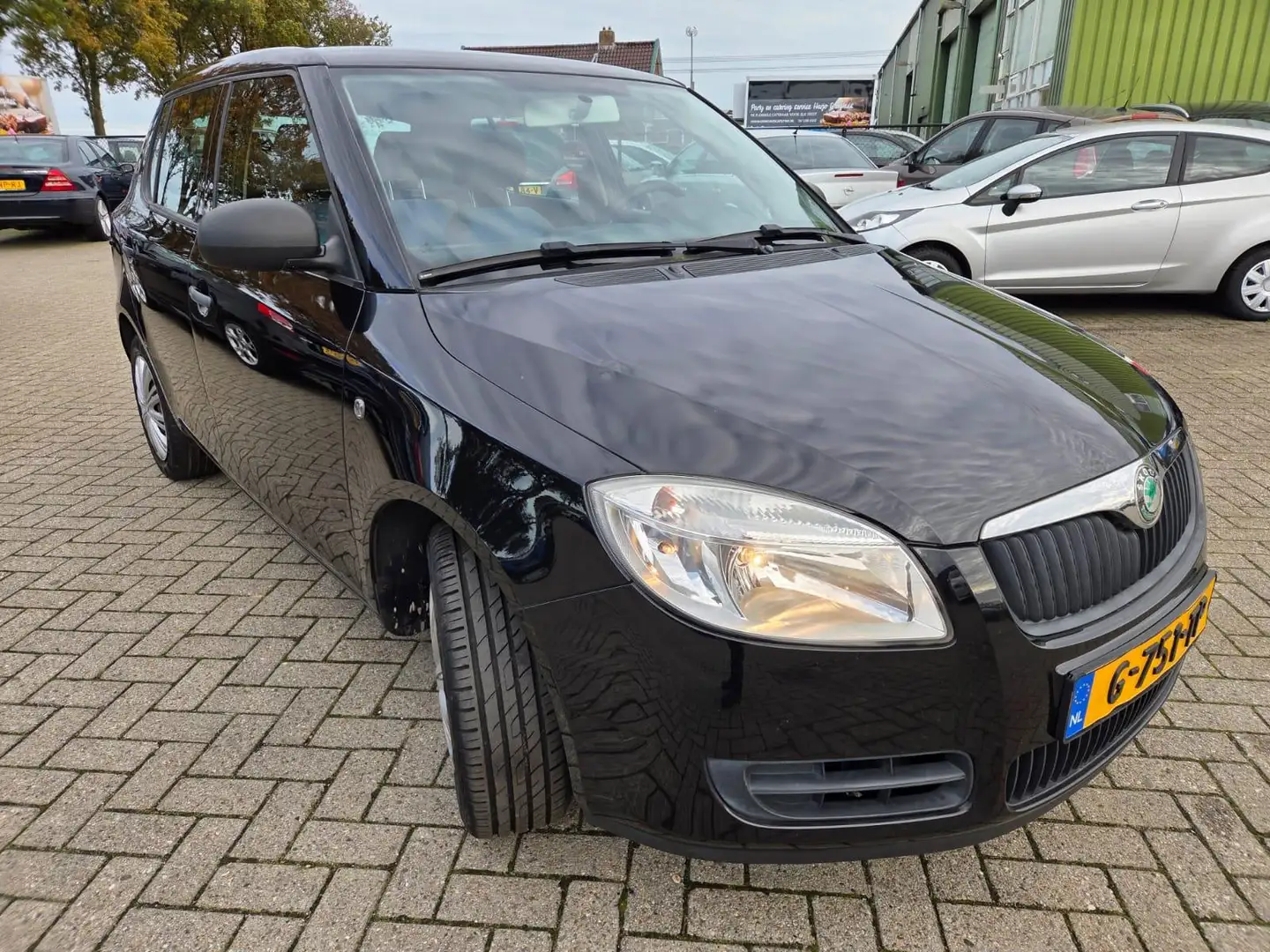 Skoda Fabia 1.2 Classic 5Drs 122000km. Elektrische ramen/CV et Schwarz - 2