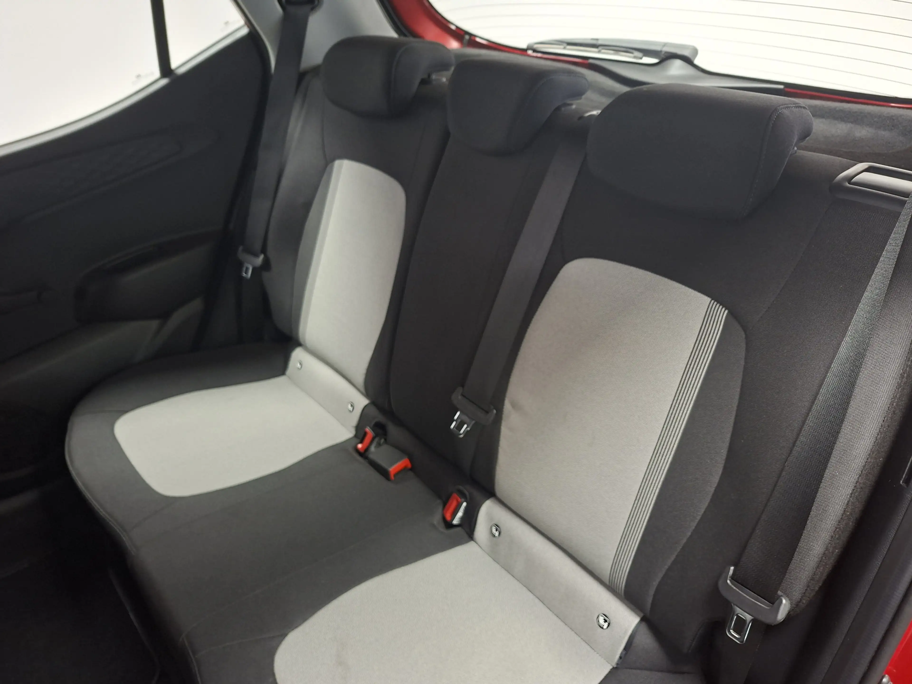 Hyundai i10 1.0 Comfort 5-zits — photo 12