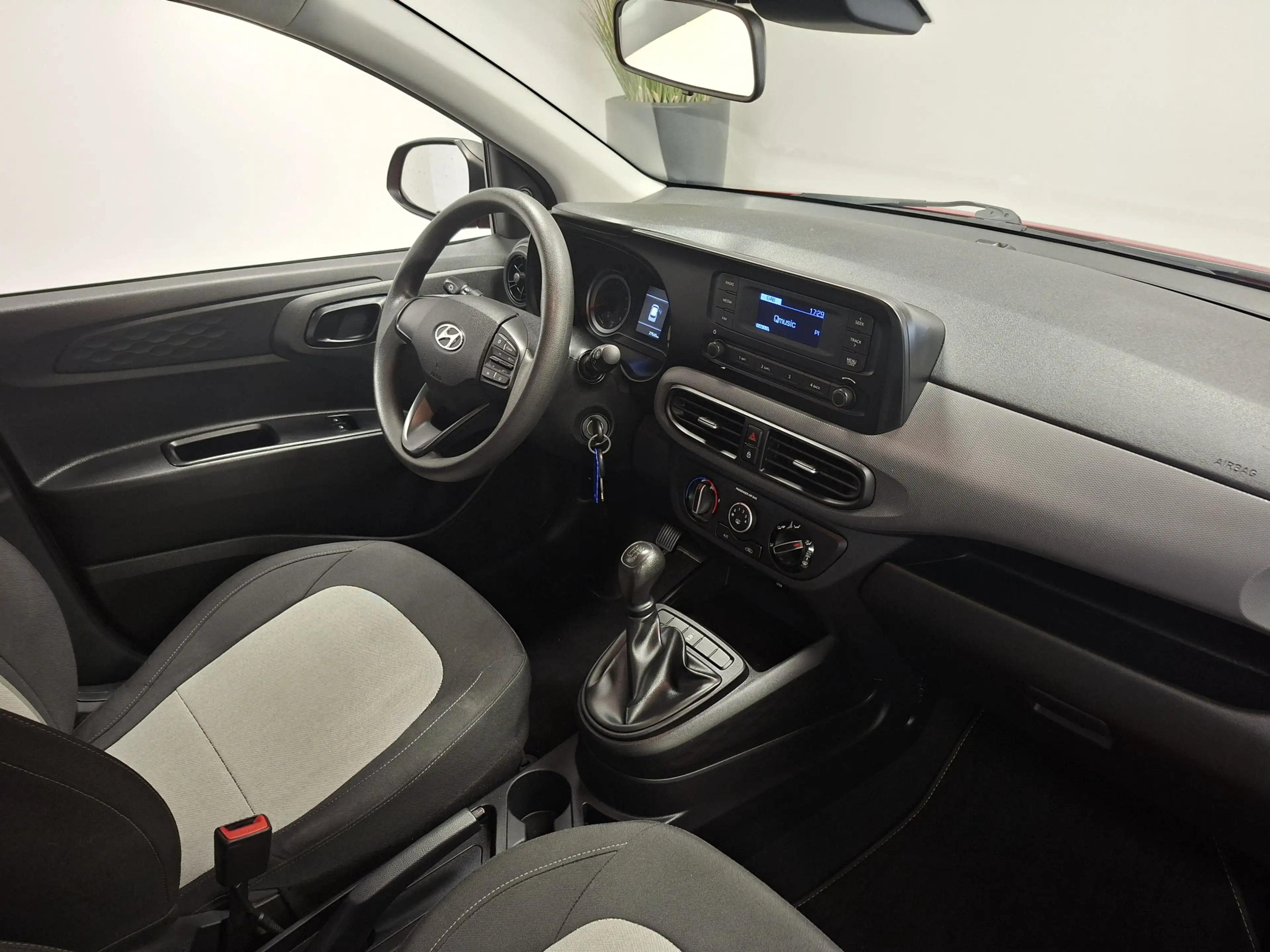 Hyundai i10 1.0 Comfort 5-zits — photo 24
