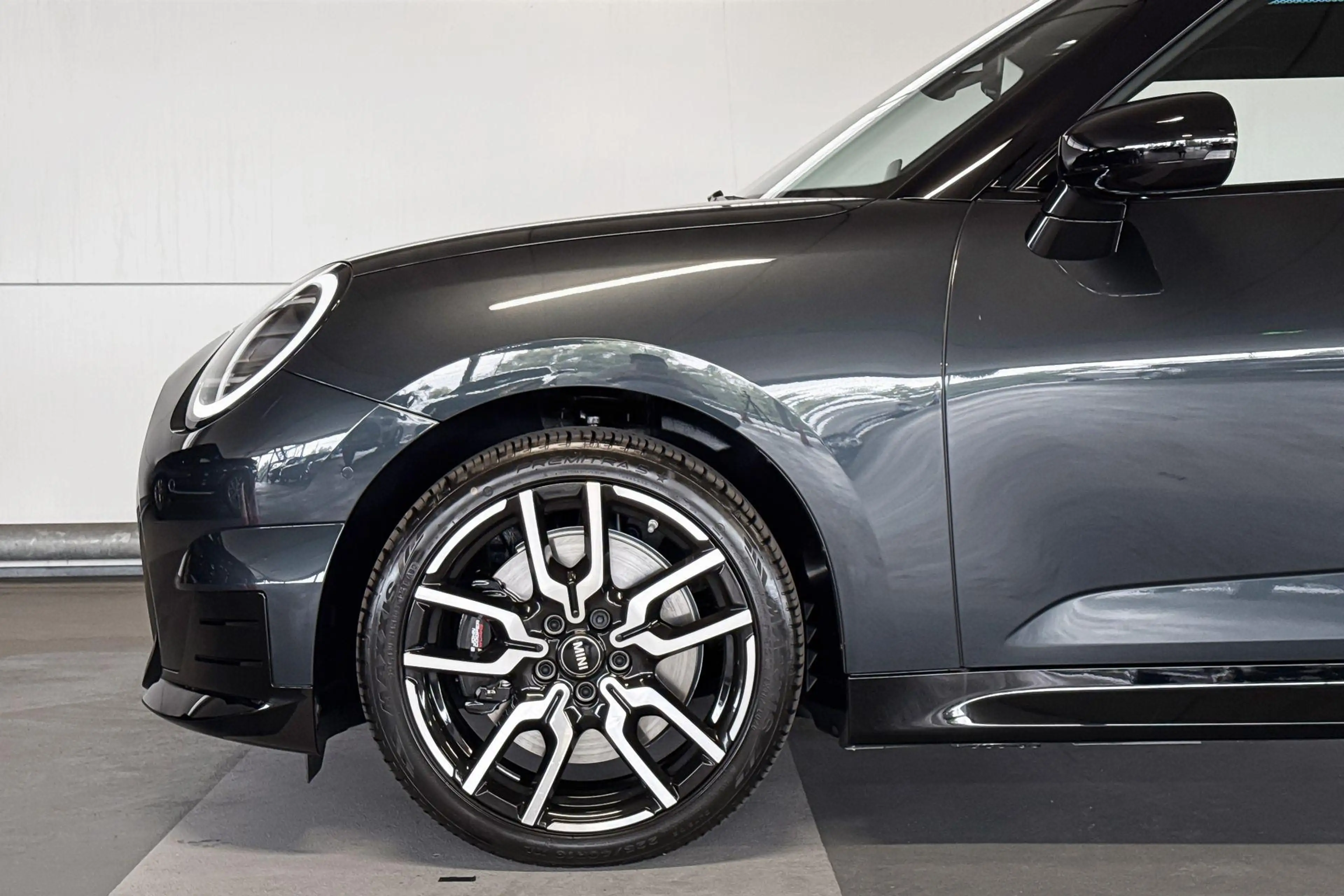 MINI John Cooper Works 3-deurs Cooper E Cooper M 40.7 kWh | 18 Inch JCW L — photo 4