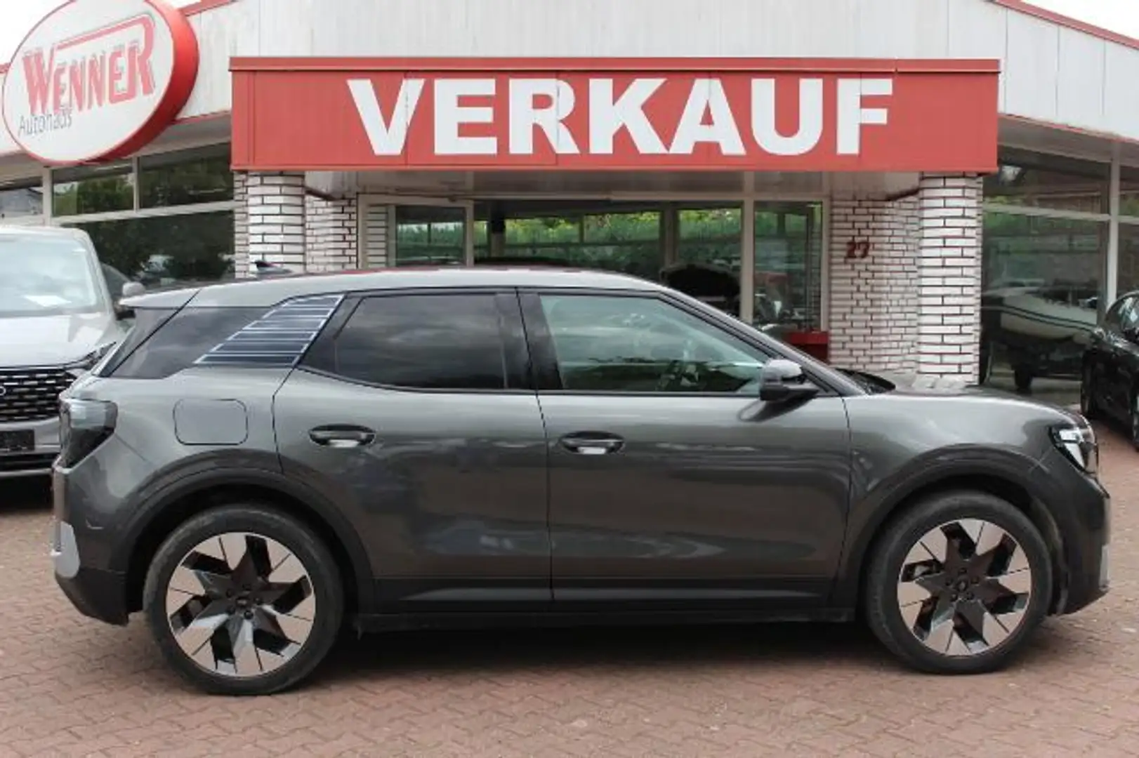 Ford Explorer Premium RWD 77KWH Assistenzpaket / FGS 5 Jahre Grau - 1