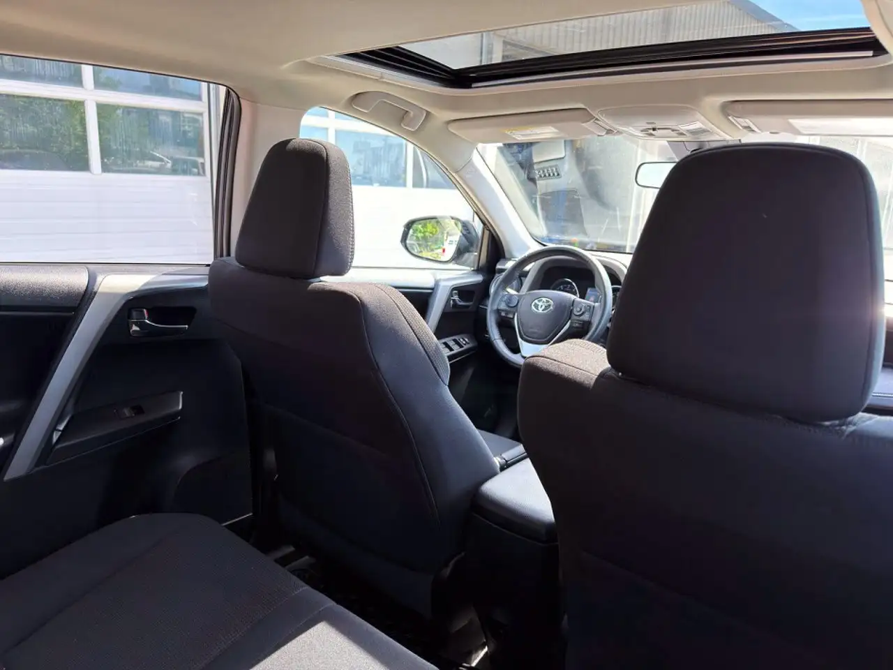 Toyota RAV 4 photo Toyota RAV 4