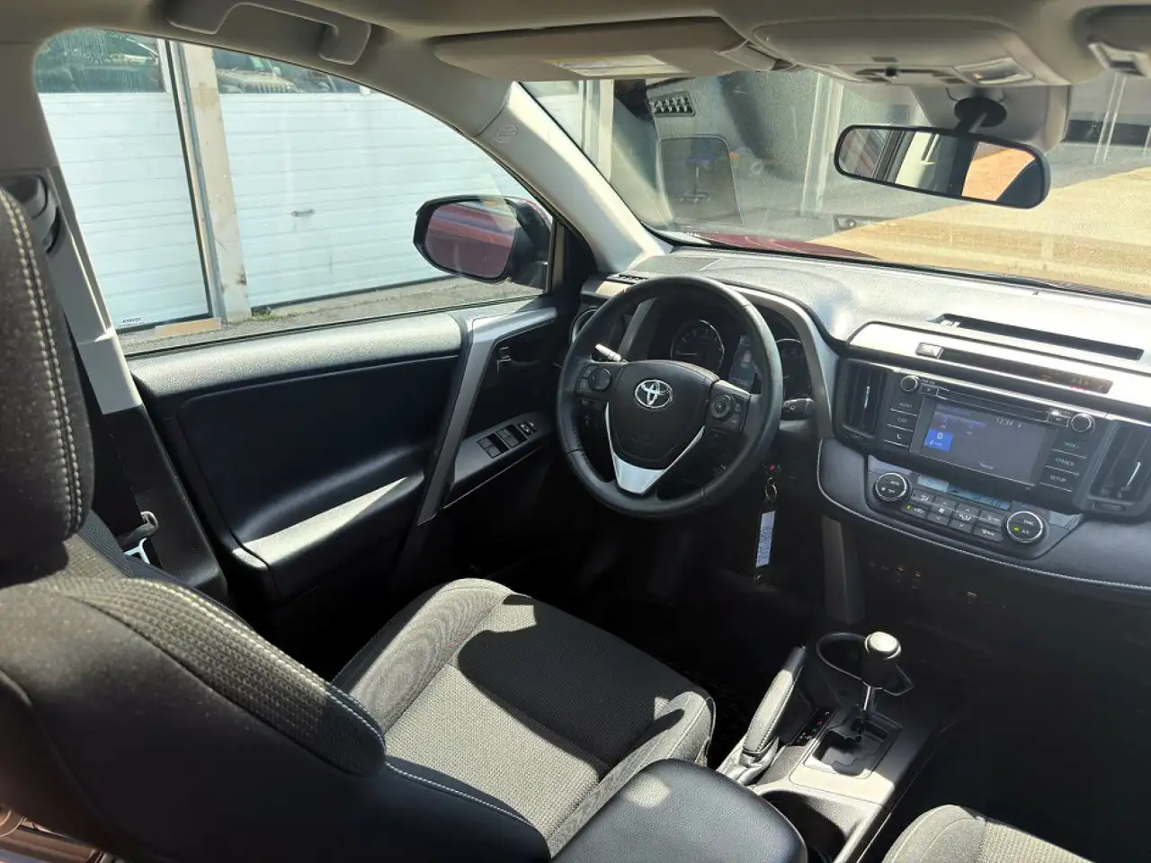 Toyota RAV 4 photo Toyota RAV 4