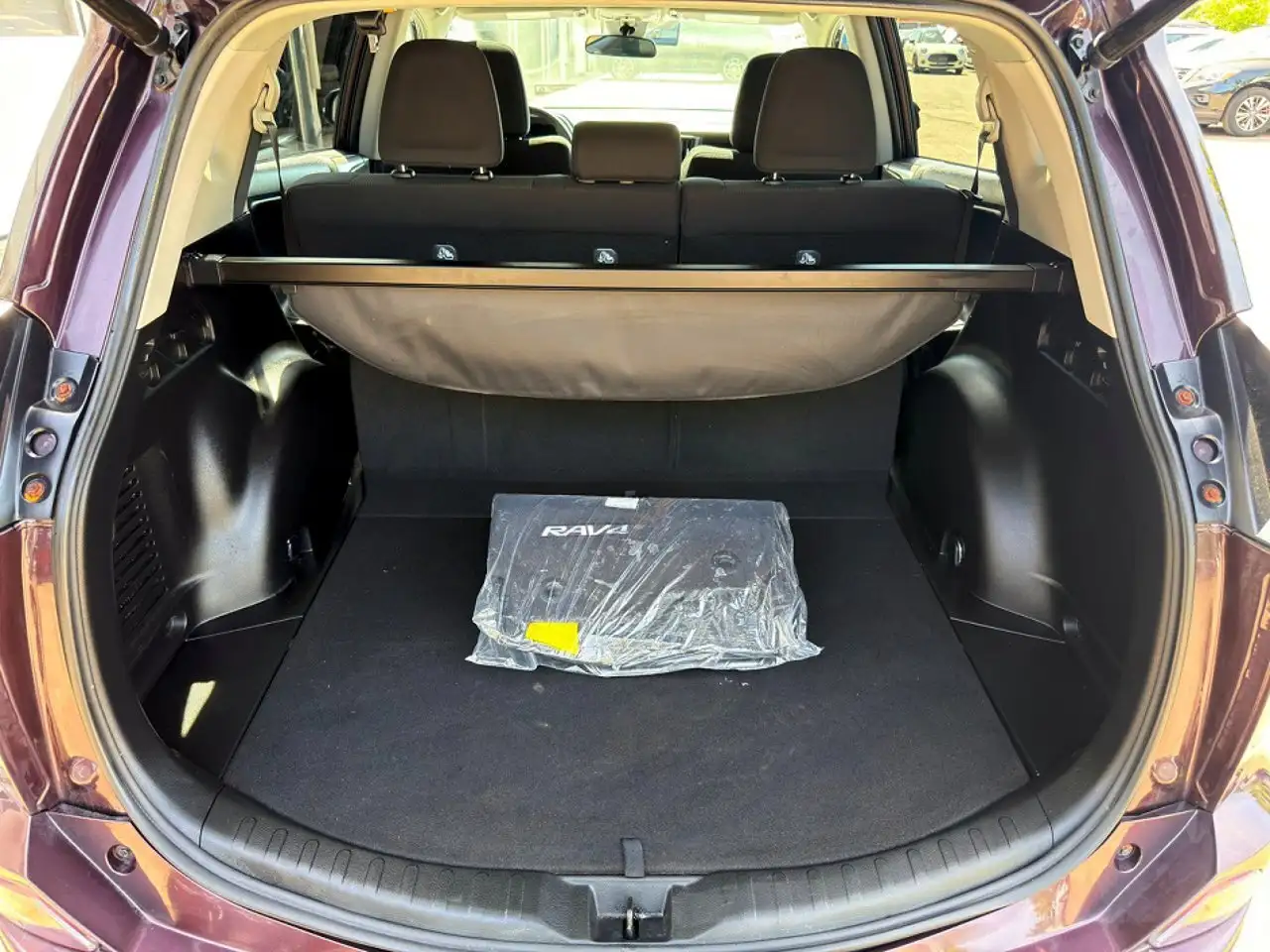 Toyota RAV 4 photo Toyota RAV 4
