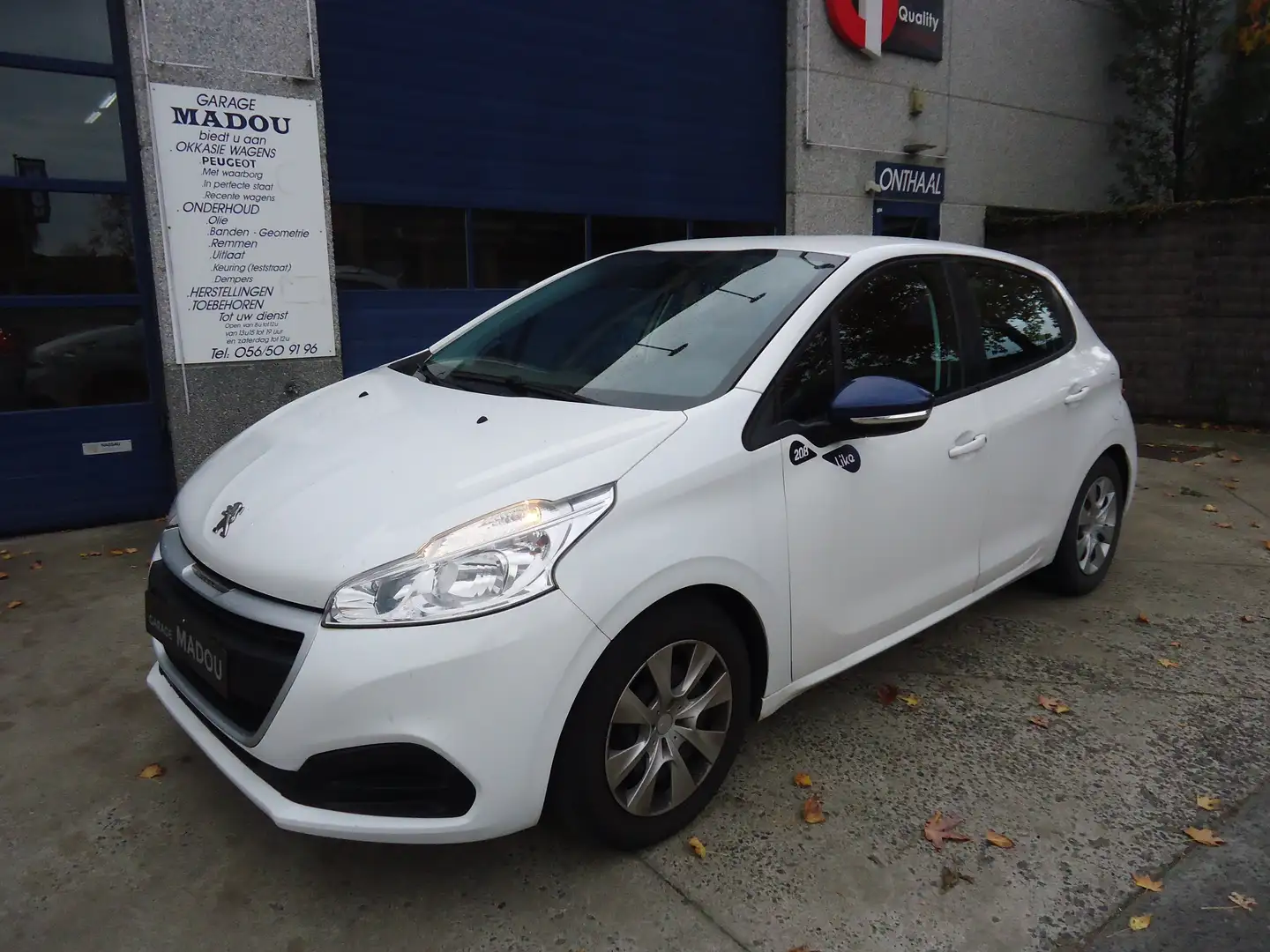 Peugeot 208 208 PureTech 68 Like Blanc - 1