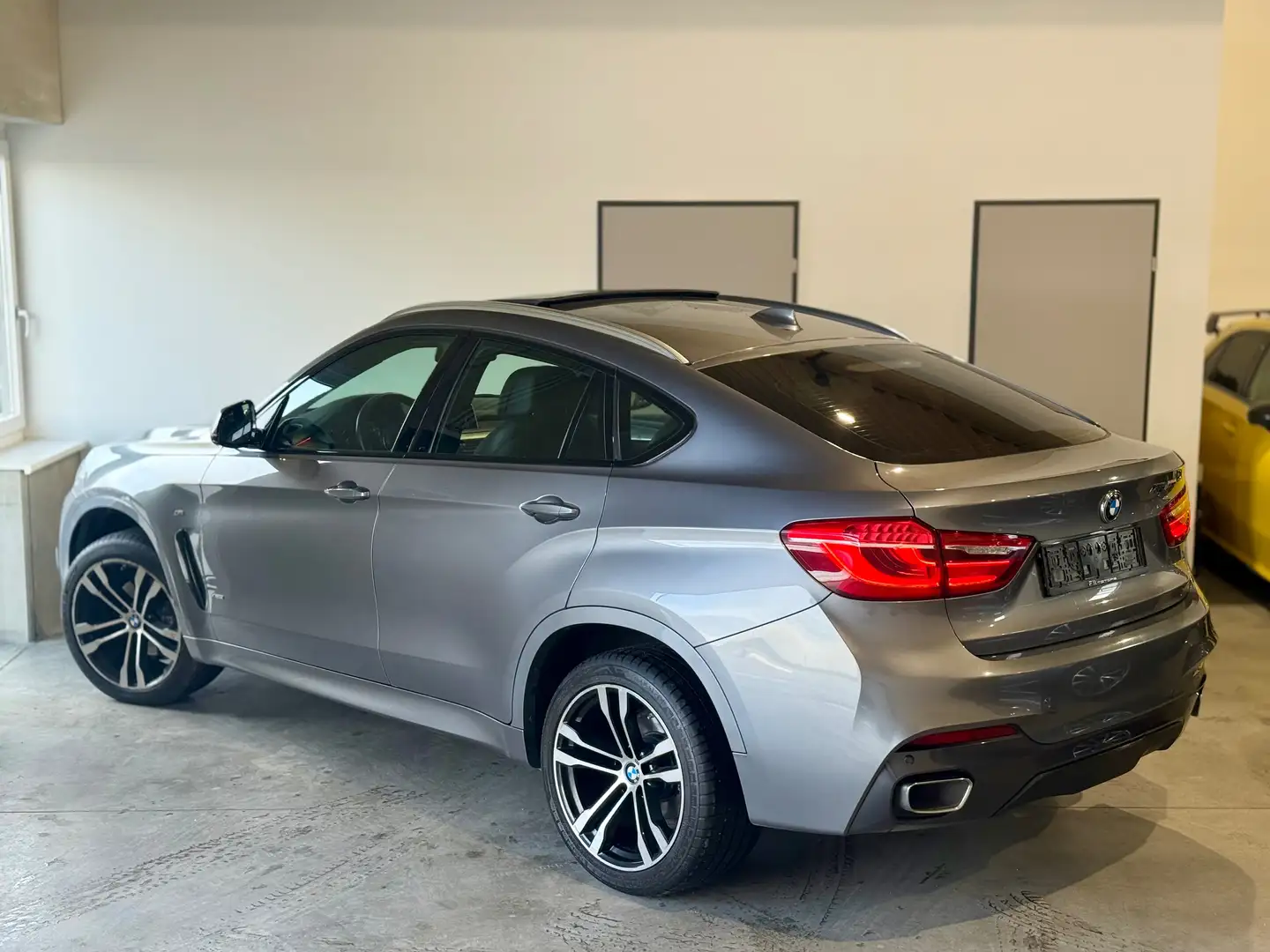 BMW X6 xDrive 30d M-Paket,SCHIEBEDACH, SZH,SZB, 360KAMERA Grau - 2