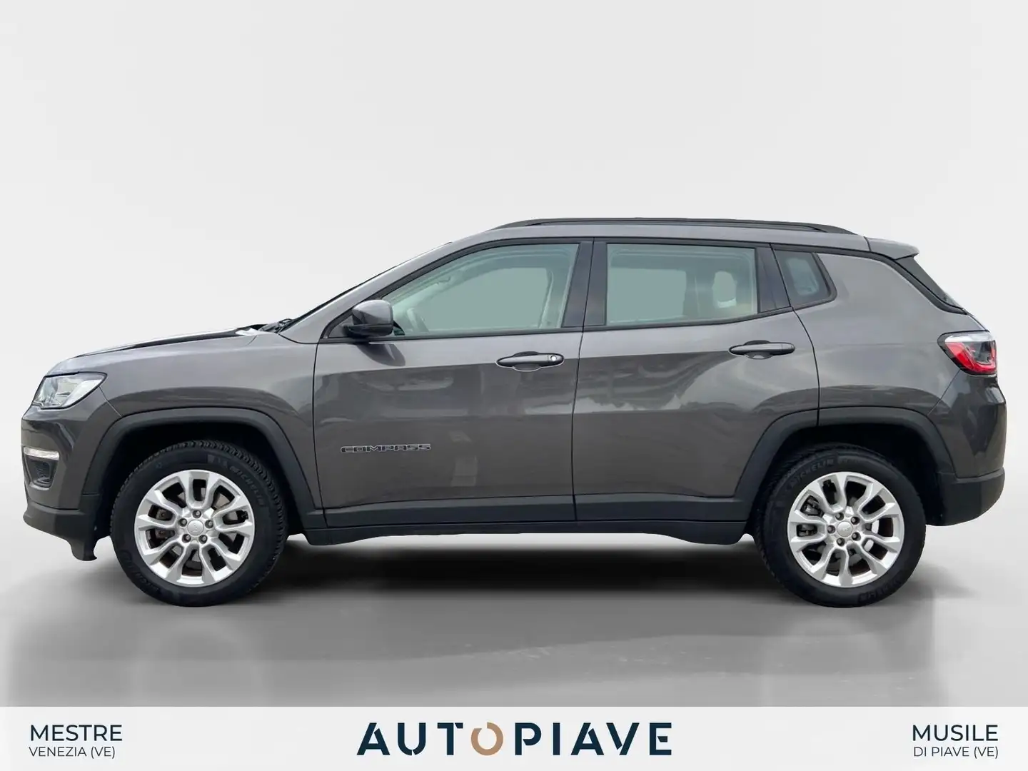 Jeep Compass Compass 1.6 Multijet II 2WD Longitude Grau - 2