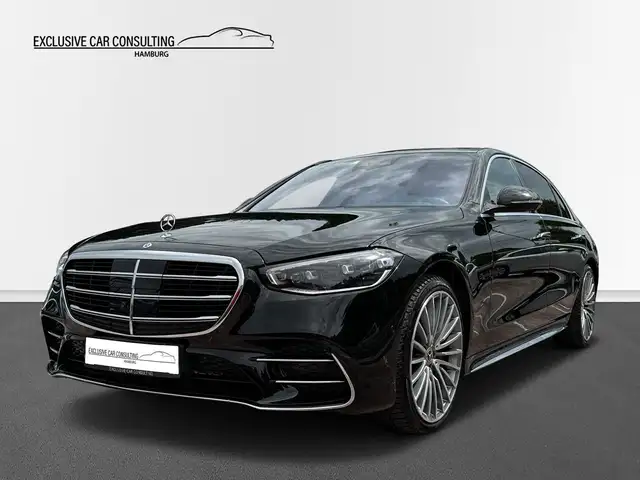 Mercedes-Benz S-Class view 3